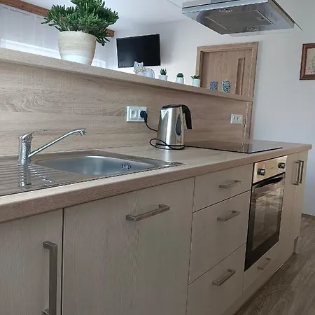 U10 Appartement Kolinec